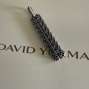 David Yurman Chevron with black diamonds and authenticity/pouch